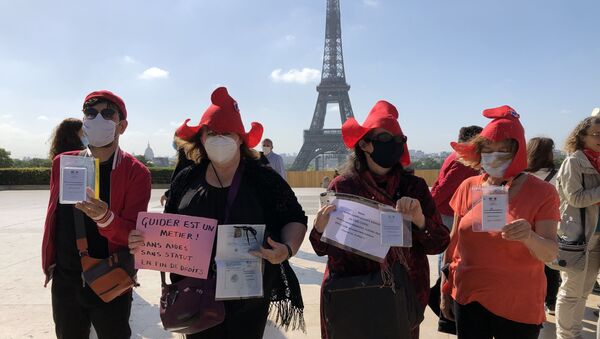 Les guides-conférenciers ont organisé une action de protestation sur douze sites emblématiques en France - Sputnik Afrique