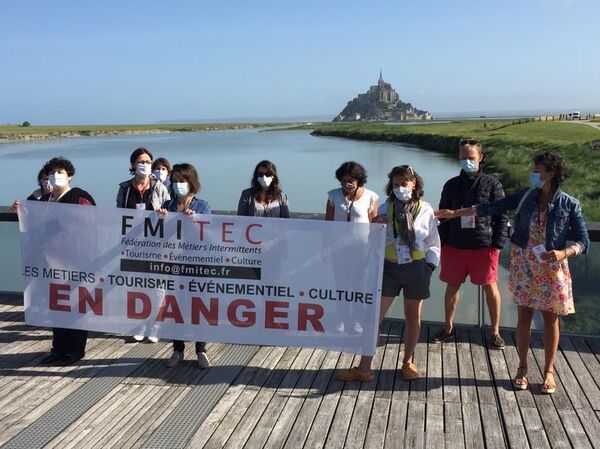 Les guides-conférenciers «sortent de l’ombre» pour manifester à travers la France - Sputnik Afrique