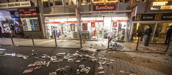 Un supermarché pillé à Stuttgart le 21 juin 2020 - Sputnik Afrique
