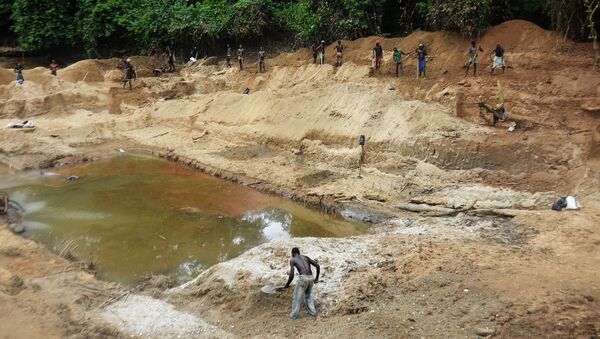 Mine de diamants à Banengbele, Centrafrique  - Sputnik Afrique