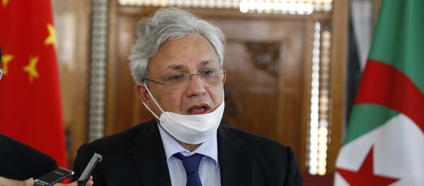 Lotfi Benbahmed, ministre de l'Industrie pharmaceutique, Algérie Lotfi Benbahmed, ministre de l'Industrie pharmaceutique, Algérie - Sputnik Afrique