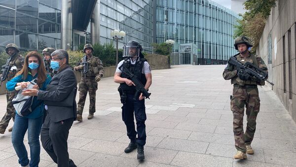 Intervention de police dans un centre commercial à La Défense, 30 juin 2020 - Sputnik Afrique