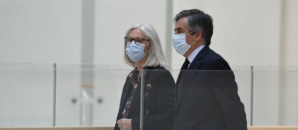 François et Pénélope Fillon - Sputnik Afrique