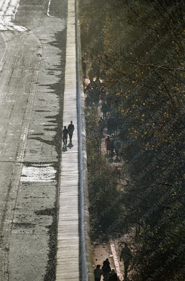 Le Mur de Berlin, 20 ans après - Sputnik Afrique