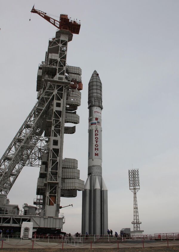 Le lanceur russe Proton-M décolle avec un satellite depuis Baïkonour  - Sputnik Afrique