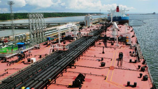 Piraterie: des Russes parmi les marins d'un pétrolier attaqué en Afriqu - Sputnik Afrique