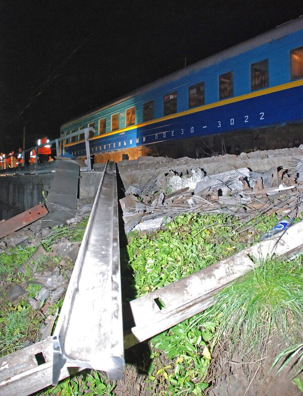 Un train déraille en Russie faisant des morts et des blessés (Chemins de fer) - Sputnik Afrique