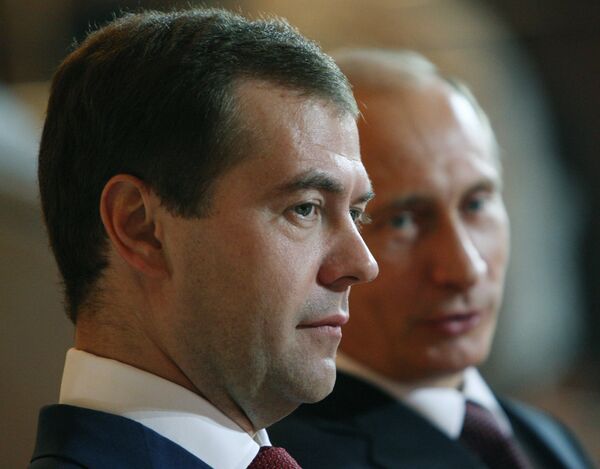 Les mots préférés du tandem Poutine-Medvedev - Sputnik Afrique
