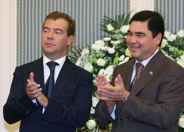 Dmitry Medvedev avec Gurbanguly Berdymukhamedov - Sputnik Afrique