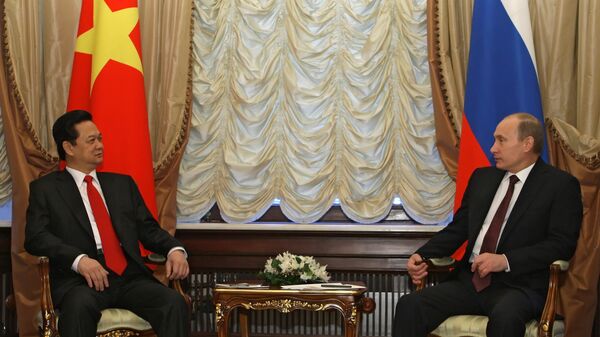 Vladimir Poutine et Nguyen Tan Dung - Sputnik Afrique