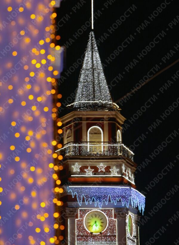 Illumination du Nouvel An dans les rues de Saint-Pétersbourg - Sputnik Afrique