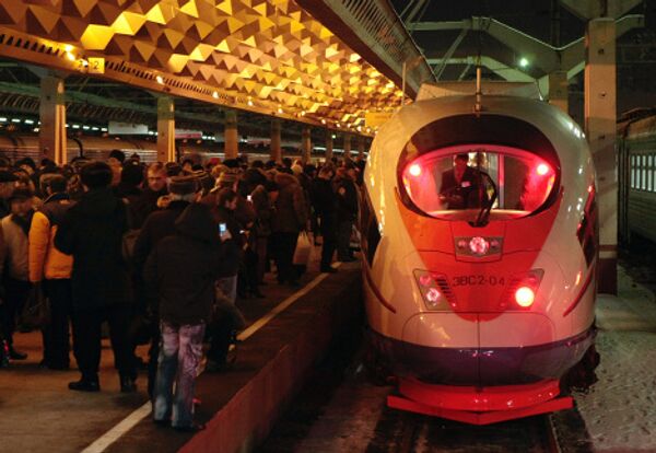 Voyage inaugural du TGV russe Sapsan  - Sputnik Afrique