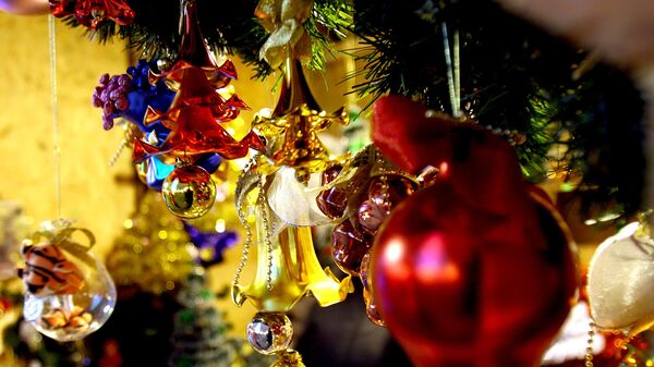 Décorer les sapins de Noël: une tradition venue de Turquie (chercheur) - Sputnik Afrique