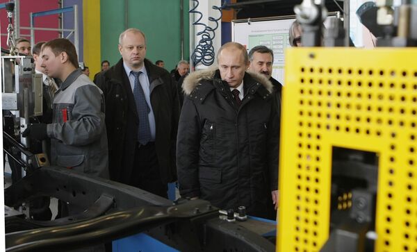 Poutine inaugure une usine automobile dans l'Extrême-Orient russe - Sputnik Afrique