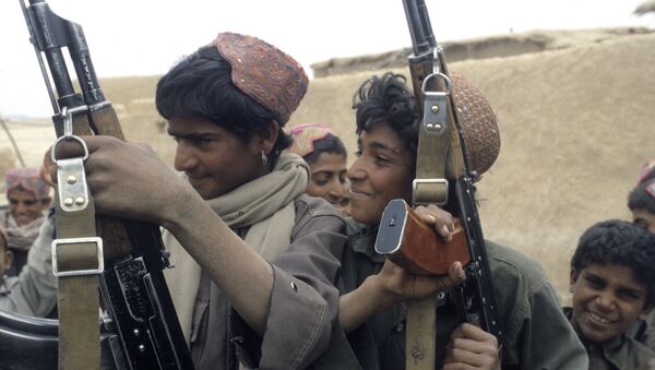 Enfants soldats en Afghanistan - Sputnik Afrique