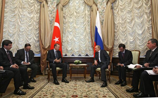 Russie-Turquie: important recul des échanges durant la crise (Poutine) - Sputnik Afrique