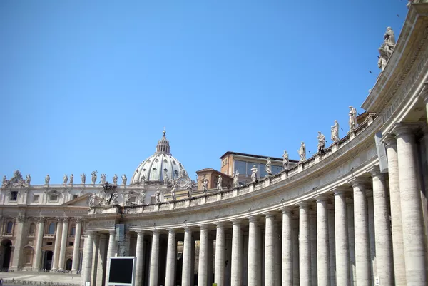 Israël demande à Benoît XVI d'ouvrir les archives du Vatican Israël demande à Benoît XVI d'ouvrir les archives du Vatican - Sputnik Afrique