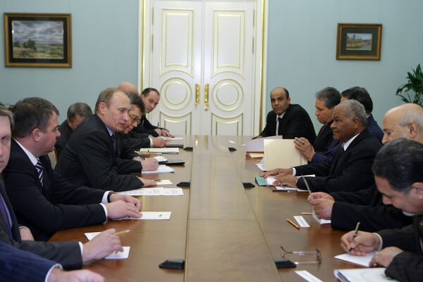 Russie-Libye: la coopération militaire et économique au menu d'une rencontre Poutine-Jaber - Sputnik Afrique