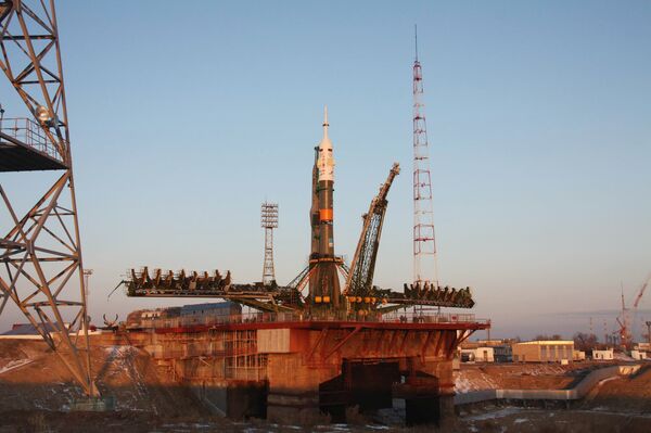 Premier tir d'un vaisseau habité russe de 2010 en avril - Sputnik Afrique