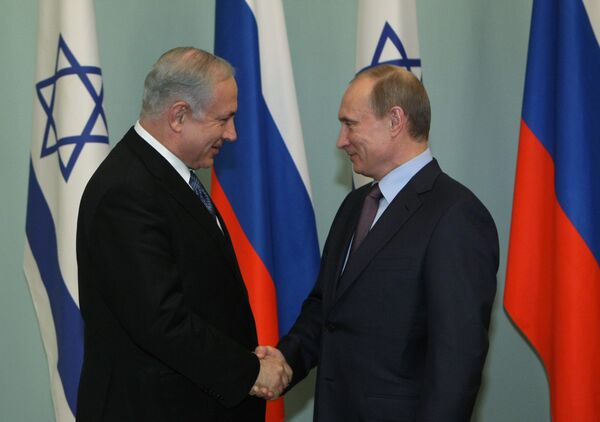 Le premier ministre russe Vladimir Poutine avec son homologue israélien Benjamin Netanyahu - Sputnik Afrique