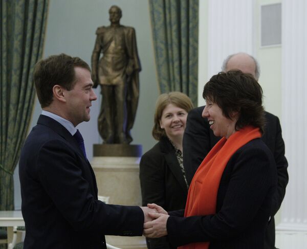 Le président russe Dmitri Medvedevle et chef de la diplomatie de l'Union européenne Catherine Ashton - Sputnik Afrique