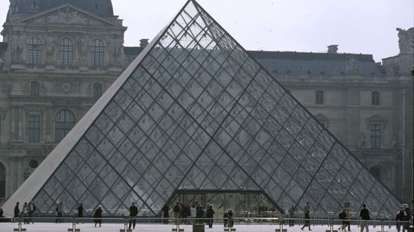 Le musée du Louvre - Sputnik Afrique