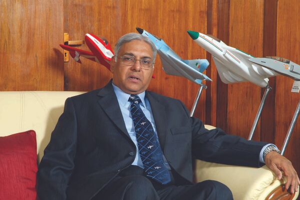 Le président du consortium public indien Hindoustan Aeronautics Limited (HAL) Ashok Nayak - Sputnik Afrique