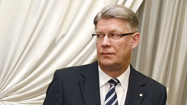 Le président letton Valdis Zatlers Le président letton Valdis Zatlers - Sputnik Afrique