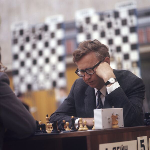 Le champion du monde d'échecs Vassily Smyslov - Sputnik Afrique