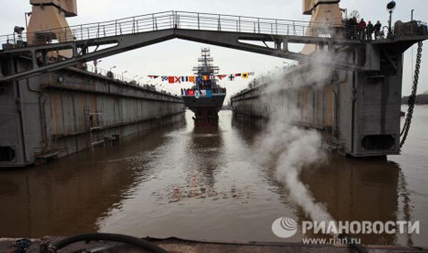 Une nouvelle corvette russe mise à l'eau à Saint-Pétersbourg - Sputnik Afrique