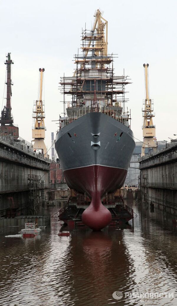 Une nouvelle corvette russe mise à l'eau à Saint-Pétersbourg - Sputnik Afrique