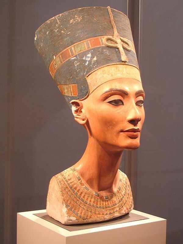 Le buste de la reine Néfertiti actuellement conservé en Allemagne - Sputnik Afrique