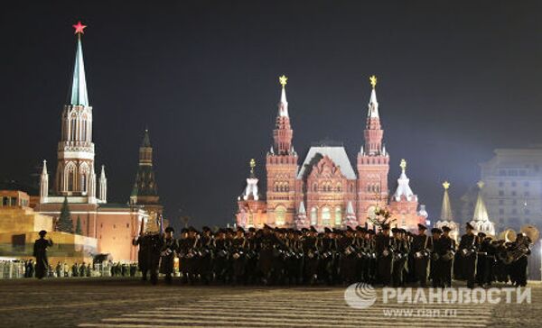 Première répétition nocturne du Défilé de la Victoire de Moscou - Sputnik Afrique