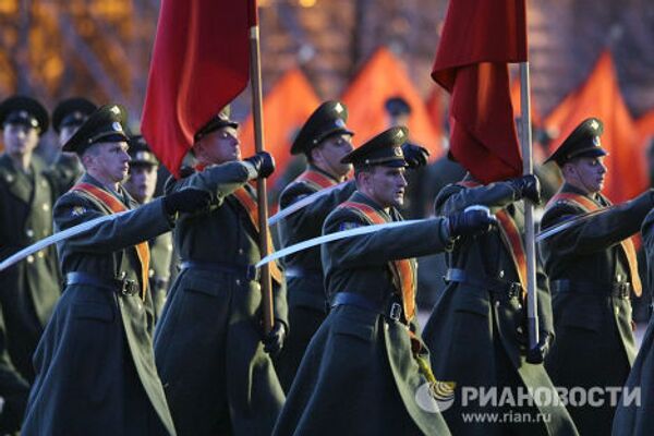 Première répétition nocturne du Défilé de la Victoire de Moscou - Sputnik Afrique