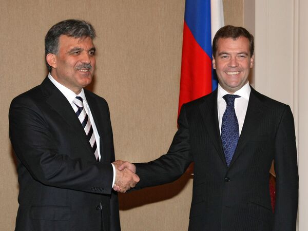 Russie-Turquie: début des négociations Medvedev-Gül à Ankara  - Sputnik Afrique
