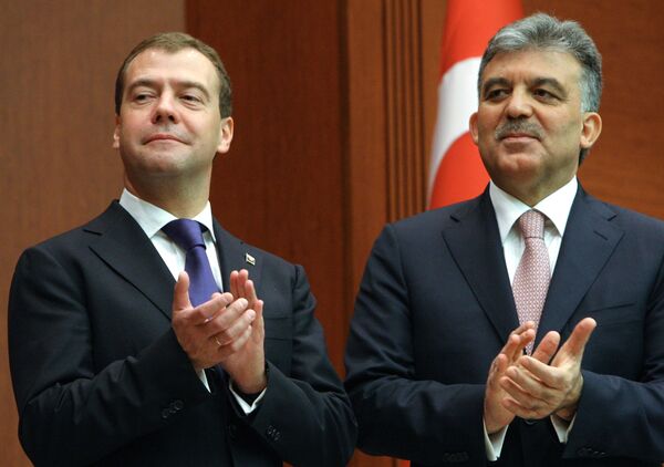 Le président russe Dmitri Medvedev en visite à Ankara - Sputnik Afrique