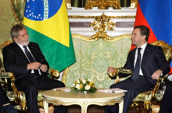 Les présidents russe et brésilien Dmitri Medvedev et Luiz Inacio Lula da Silva - Sputnik Afrique