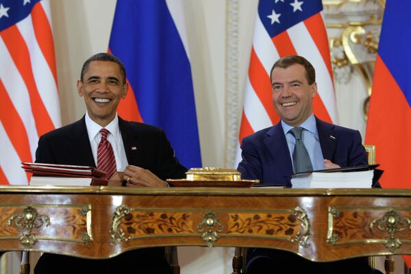 Les présidents Dmitri Medvedev et Barack Obama  - Sputnik Afrique