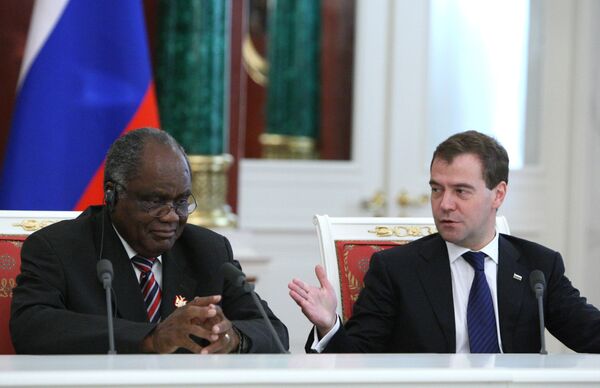 Le président russe Dmitri Medvedev et son homologue namibien Hifikepunye Pohamba - Sputnik Afrique