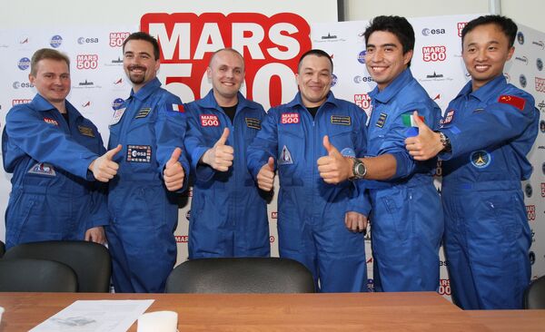 Les 6 volontaires du voyage simulé vers Mars - Sputnik Afrique