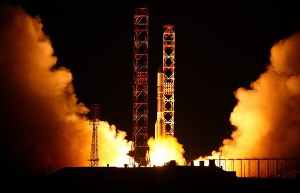 Arabsat-5B: le lanceur russe Proton-M met en orbite un satellite arabe - Sputnik Afrique