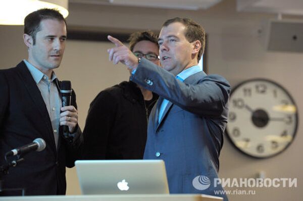 Dmitri Medvedev visite la Silicon Valley - Sputnik Afrique