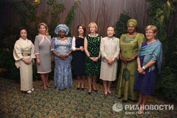 G20: Svetlana Medvedev lors du programme féminin  - Sputnik Afrique