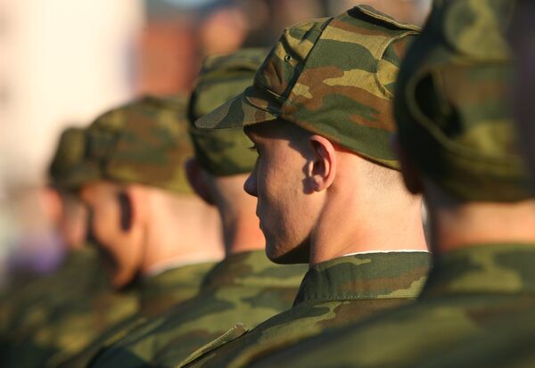 Un nouvel uniforme pour l'armée russe d'ici 2013 - Sputnik Afrique