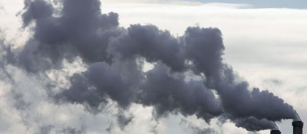 Трубы перерабатывающего завода в Париже, Франция - Sputnik Afrique