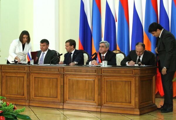 La visite d'Etat du président russe Dmitri Medvedev en Arménie - Sputnik Afrique