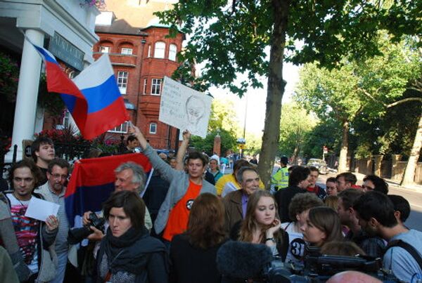 Londres: manifestation pour le respect de l'article 31 de la Constitution russe - Sputnik Afrique