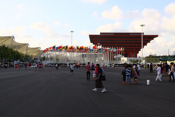 Expo 2010: Moscou doit participer plus activement aux expositions - Sputnik Afrique