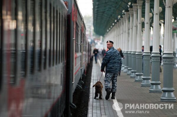 Train Moscou-Nice: 53h pour atteindre le grand bleu  - Sputnik Afrique