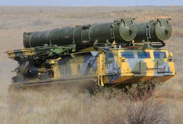 S-300 pour l'Iran: la Russie souhaite un accord à l'amiable - Sputnik Afrique